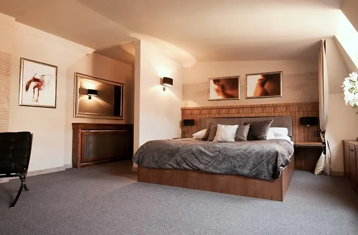 Royal 3* Познань