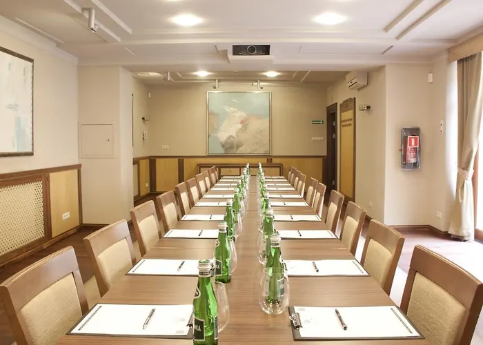 Royal Отель Познань