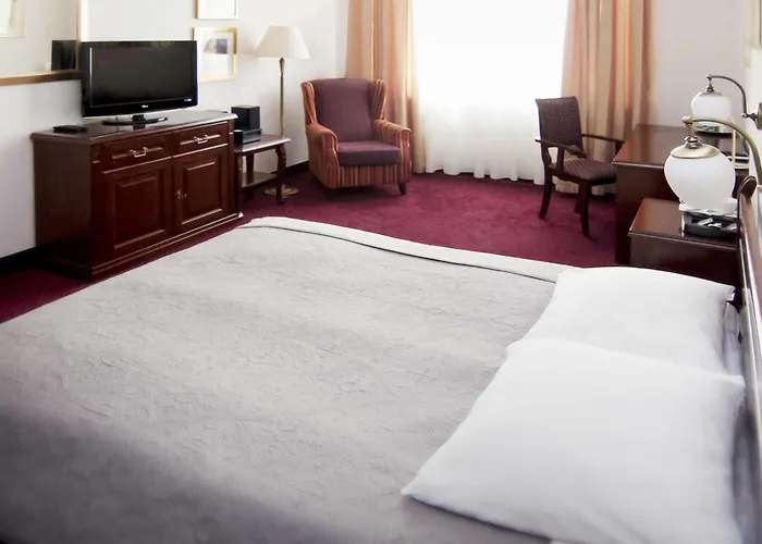 Royal Отель Познань